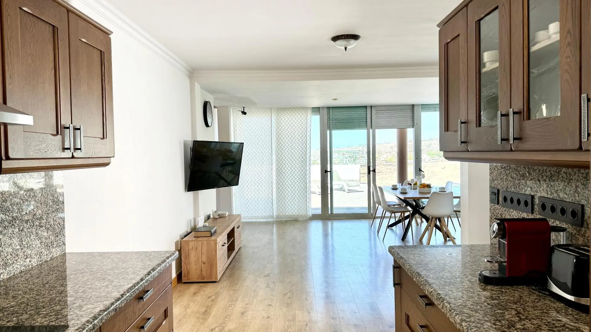 Villa Con Vista Al Mar Y Piscina Privada Costa Adeje  Spanien